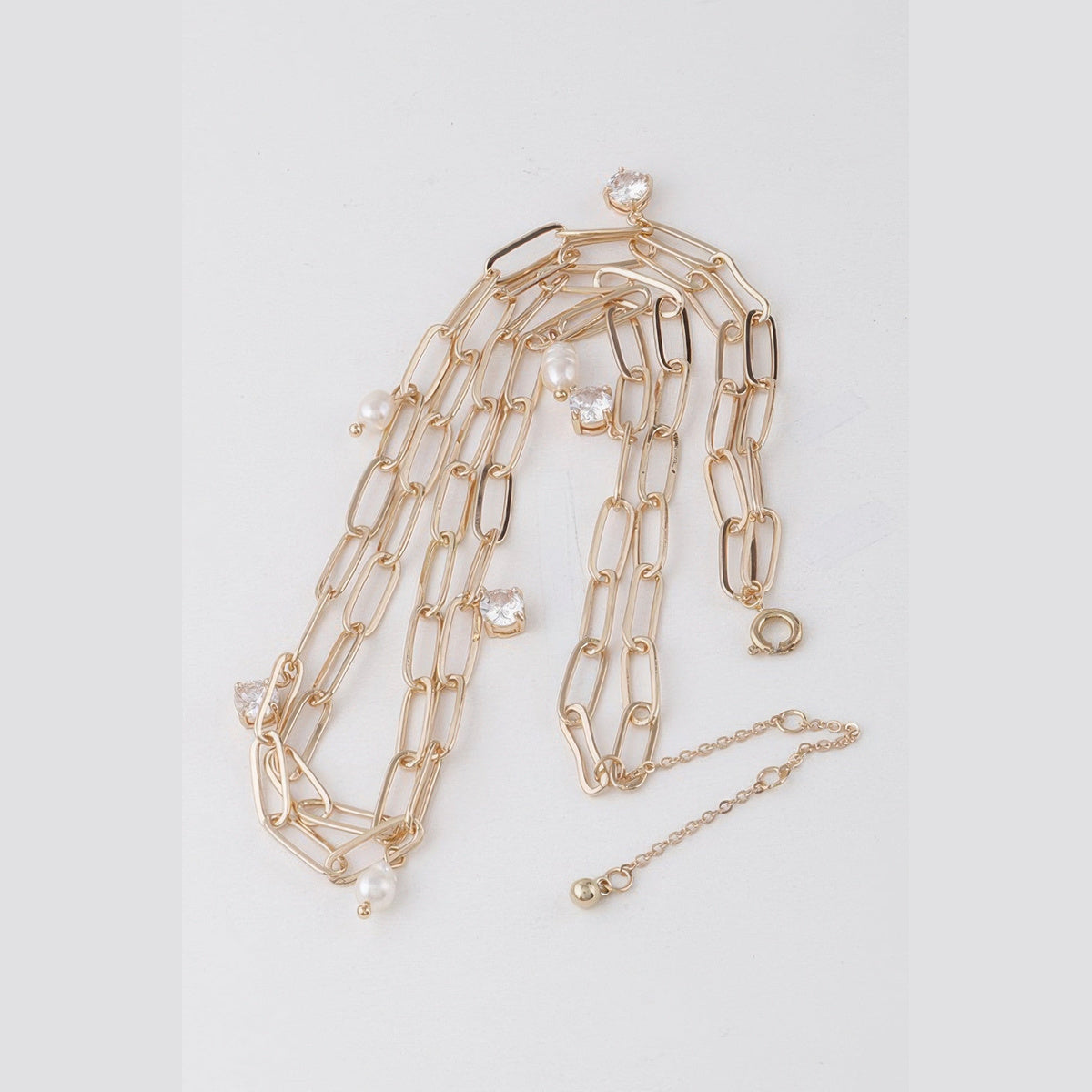 Pearl-Effect & Stone Paperclip Necklace in gold and cream, pearl-effect bead and chain detail