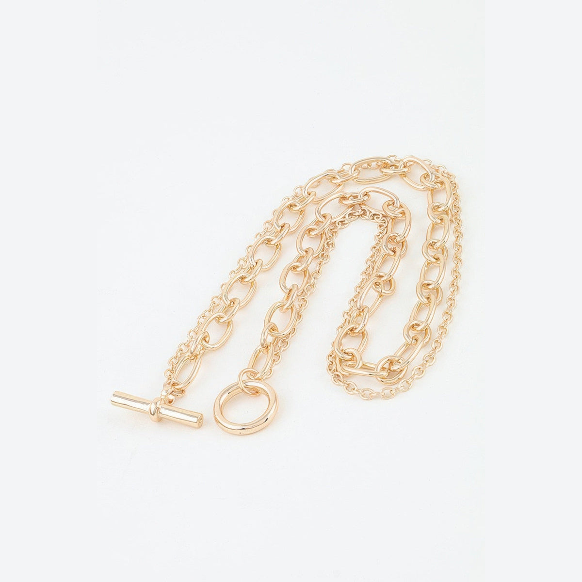 Polished Oval-Link Layered Necklace in gold, oval chain link detail