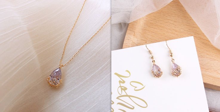 Crystal Water Drop Pendant Necklace – Minimal Elegance | The Simple Co – Practical cottage, minimalist style, quiet luxury aesthetic, modern essential – The Simple Co.