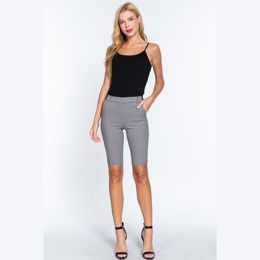 Jacquard Bengaline Bermuda Shorts in gray, full outfit