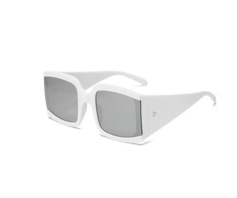 Sun Glasses – Minimal Elegance | The Simple Co – Practical cottage, minimalist style, quiet luxury aesthetic, modern essential – The Simple Co.