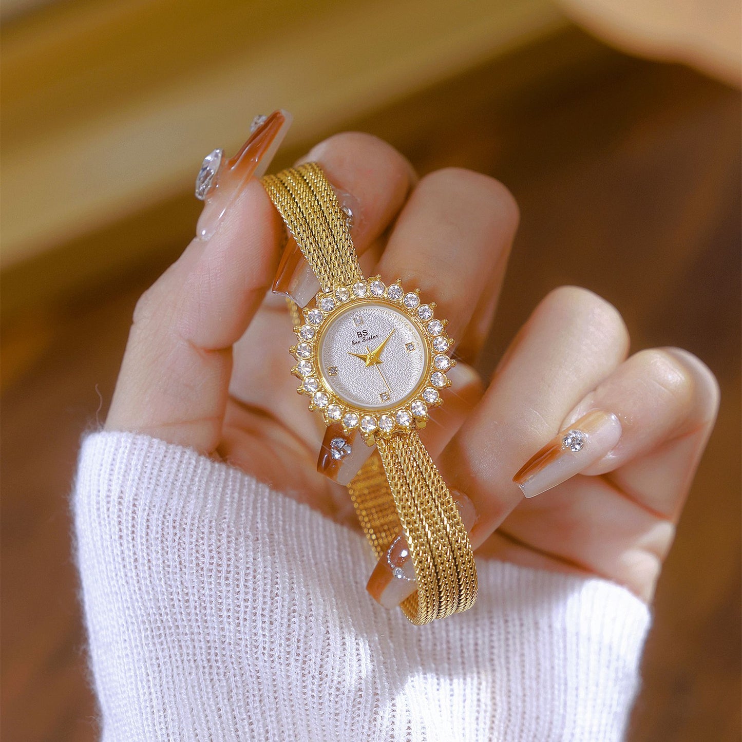 Sun - Patterned Gesang Flower Watch - Light Luxury – Minimal Elegance | The Simple Co – Women's Watches, minimalist style, quiet luxury aesthetic, modern essential – The Simple Co.