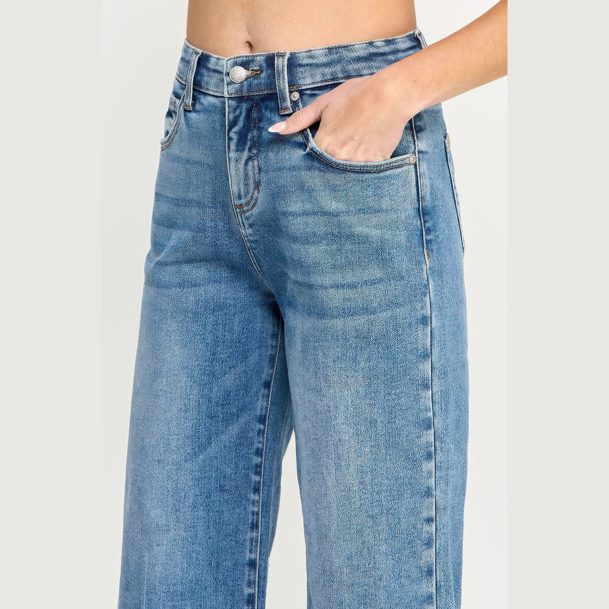 Tummy-Control Cropped Wide-Leg Jeans in blue, waistband and pocket detail