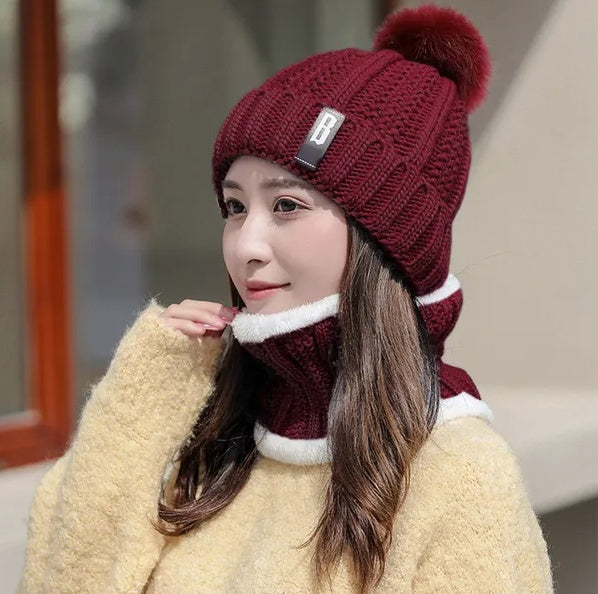 Women's Minimal Winter Beanie Scarf Set