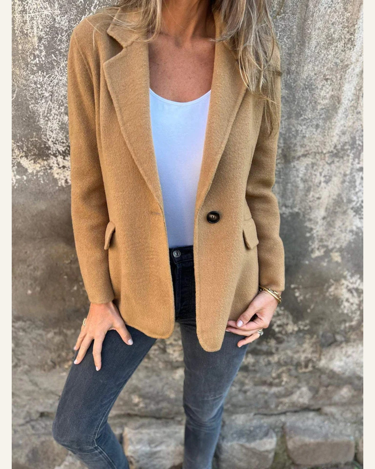 Button-Front Cropped Lapel Blazer — Camel
