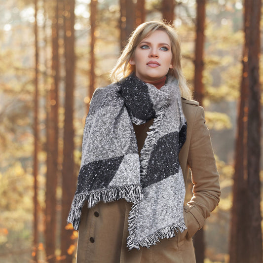 Women's Minimal Winter Scarf