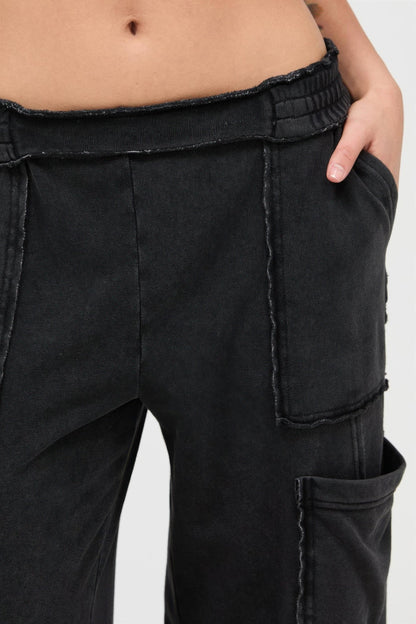 Black Mineral-Wash Wide-Leg Cargo Pants – Pants, minimalist style, quiet luxury aesthetic, modern essential – The Simple Co.