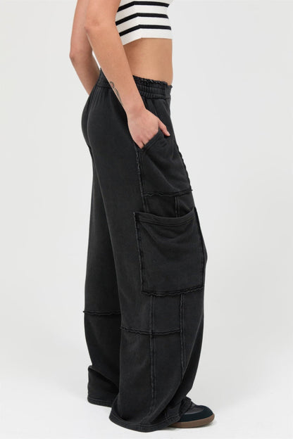 Black Mineral-Wash Wide-Leg Cargo Pants – Pants, minimalist style, quiet luxury aesthetic, modern essential – The Simple Co.