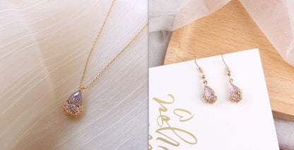 Crystal Water Drop Pendant Necklace – Minimal Elegance | The Simple Co – Practical cottage, minimalist style, quiet luxury aesthetic, modern essential – The Simple Co.