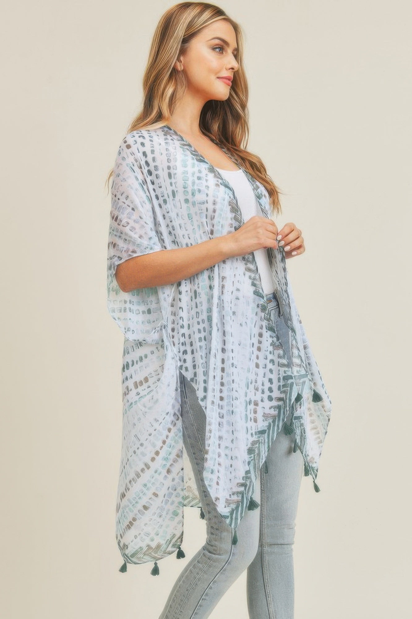 Dash-Print Tassel Kimono Layer – Light Layers, minimalist style, quiet luxury aesthetic, modern essential – The Simple Co.
