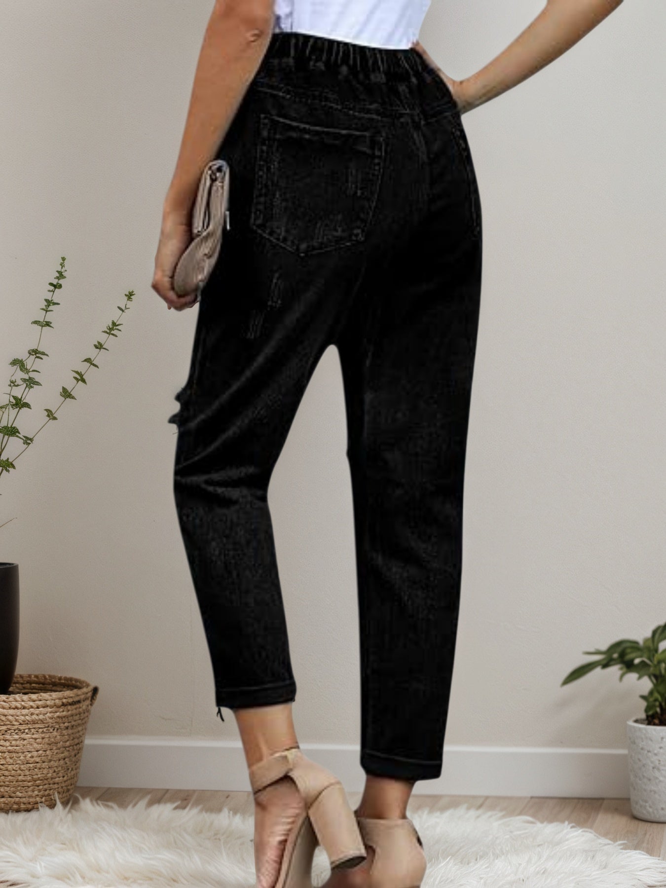 Distressed Stretch Jeans – Minimal Elegance | The Simple Co – Practical cottage, minimalist style, quiet luxury aesthetic, modern essential – The Simple Co.