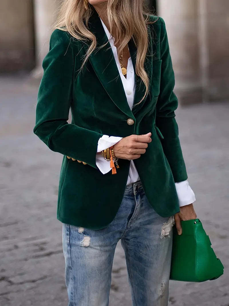 Elegant Solid Color Coat - 2026 Winter Collection Classic Outerwear – Minimal Elegance | The Simple Co – Outerwear, minimalist style, quiet luxury aesthetic, modern essential – The Simple Co.