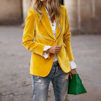 Elegant Solid Color Coat - 2026 Winter Collection Classic Outerwear – Minimal Elegance | The Simple Co – Outerwear, minimalist style, quiet luxury aesthetic, modern essential – The Simple Co.