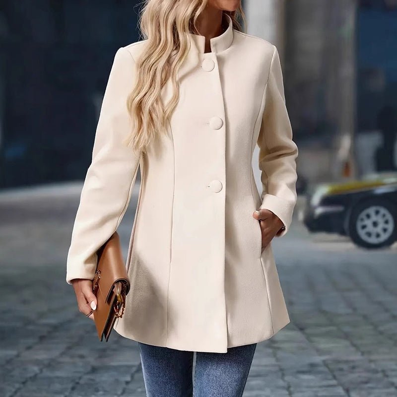 Elegant Winter Overcoat – Minimal Elegance | The Simple Co – Practical cottage, minimalist style, quiet luxury aesthetic, modern essential – The Simple Co.