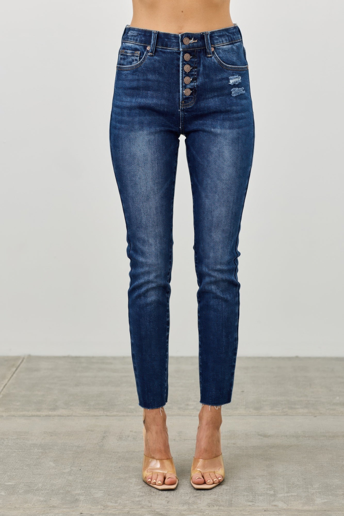 High-Rise Button-Fly Skinny Jeans – Jeans, minimalist style, quiet luxury aesthetic, modern essential – The Simple Co.