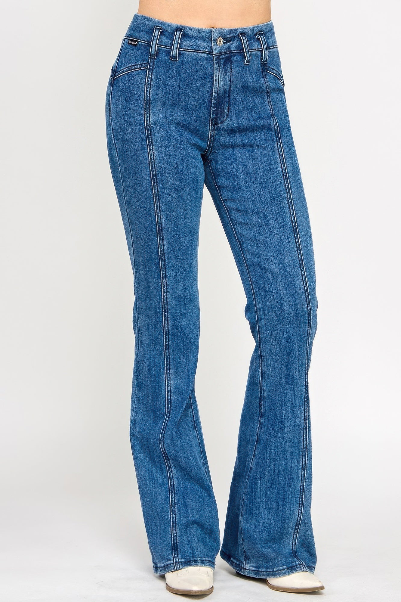 High-Rise Seam-Detail Bell-Bottom Jeans – Jeans, minimalist style, quiet luxury aesthetic, modern essential – The Simple Co.