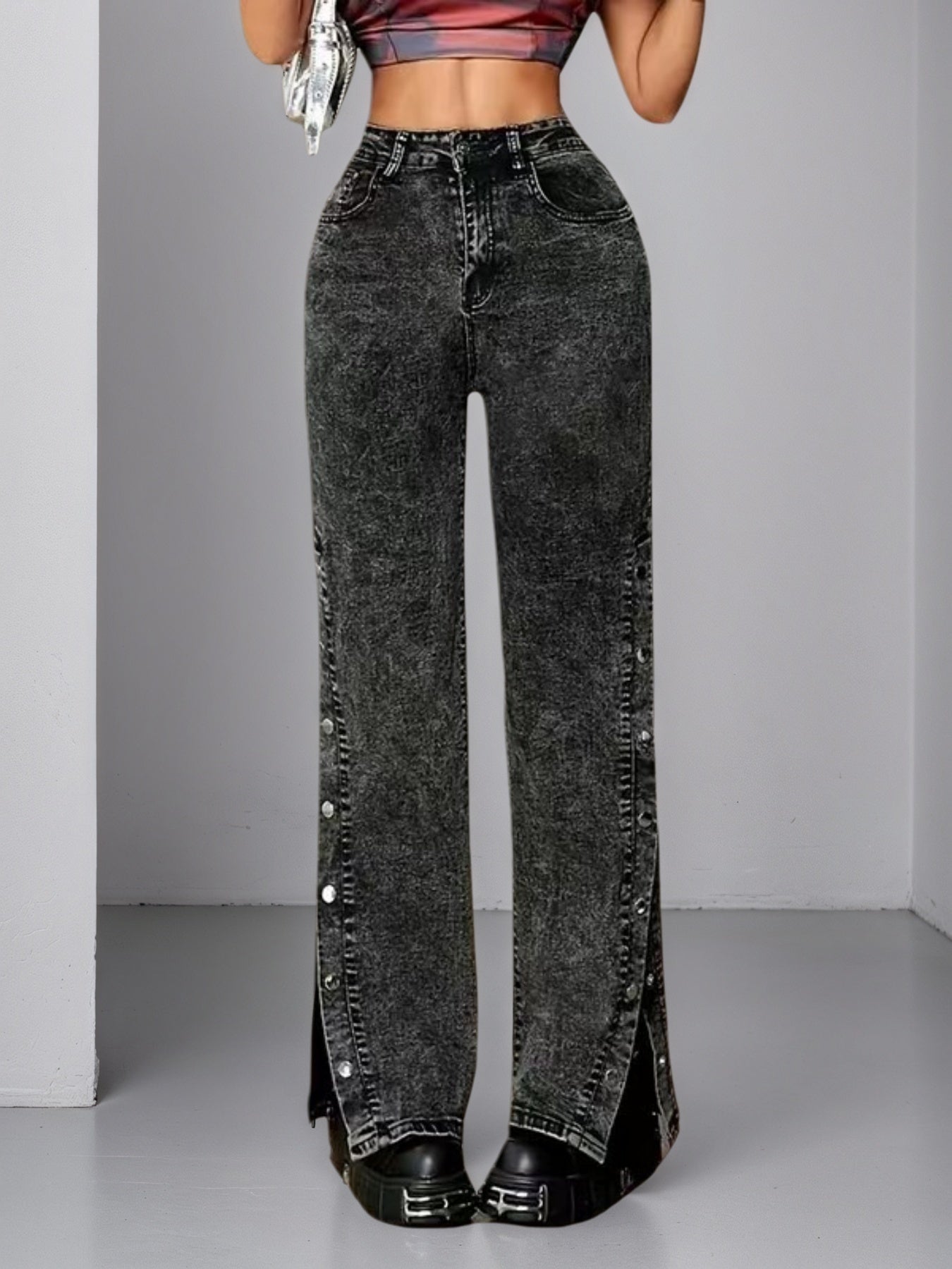 High Waisted Flared Jeans – Minimal Elegance | The Simple Co – Practical cottage, minimalist style, quiet luxury aesthetic, modern essential – The Simple Co.