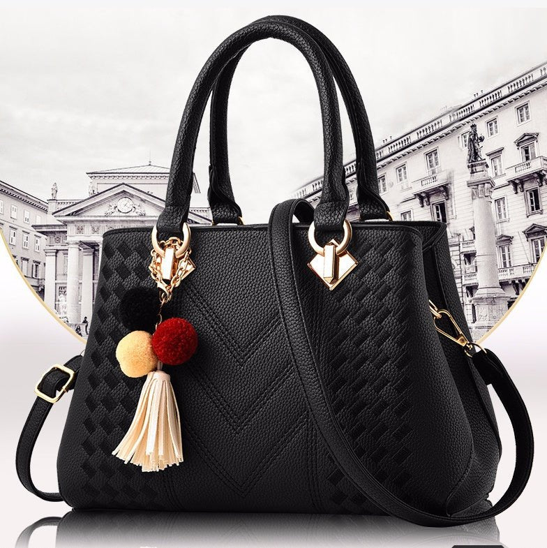 Ladies Hand Bags Luxury Handbags Women – Minimal Elegance | The Simple Co – Practical cottage, minimalist style, quiet luxury aesthetic, modern essential – The Simple Co.