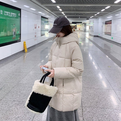 Mid - length Cotton Coat – Minimal Elegance | The Simple Co – Practical cottage, minimalist style, quiet luxury aesthetic, modern essential – The Simple Co.