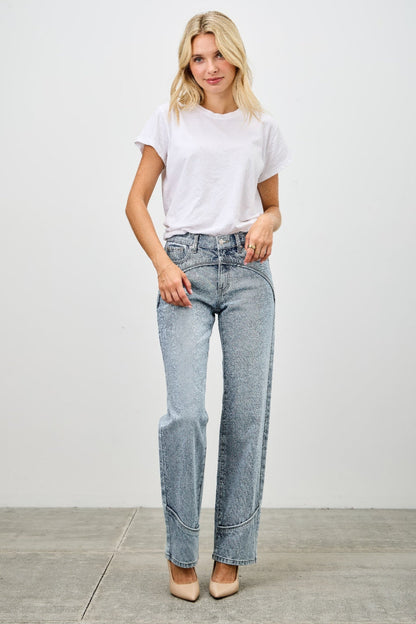 Mid-Rise Piped Straight-Leg Jeans – Jeans, minimalist style, quiet luxury aesthetic, modern essential – The Simple Co.