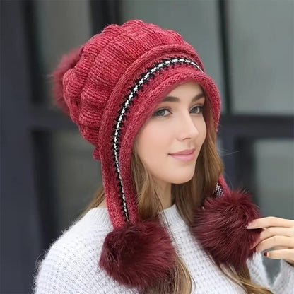 Minimal Fleece Beanie – Minimal Elegance | The Simple Co – Practical cottage, minimalist style, quiet luxury aesthetic, modern essential – The Simple Co.