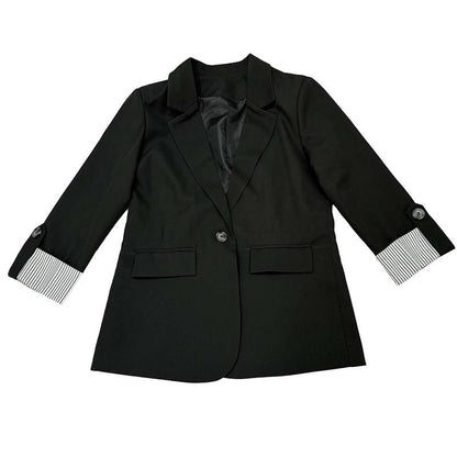 Minimal Office Blazer – Minimal Elegance | The Simple Co – Practical cottage, minimalist style, quiet luxury aesthetic, modern essential – The Simple Co.