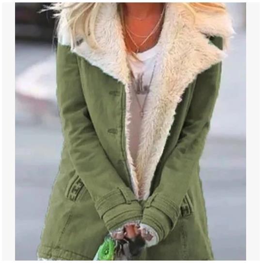 Minimal Winter Warm Coat – Minimal Elegance | The Simple Co – Practical cottage, minimalist style, quiet luxury aesthetic, modern essential – The Simple Co.
