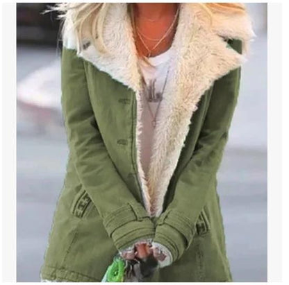 Minimal Winter Warm Coat – Minimal Elegance | The Simple Co – Practical cottage, minimalist style, quiet luxury aesthetic, modern essential – The Simple Co.