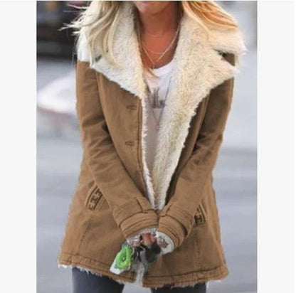 Minimal Winter Warm Coat – Minimal Elegance | The Simple Co – Practical cottage, minimalist style, quiet luxury aesthetic, modern essential – The Simple Co.
