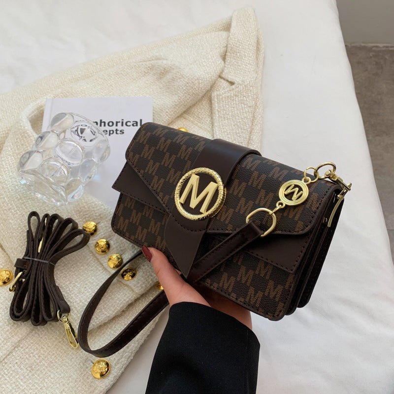 Niche Personality Printed Letter Shoulder Messenger – Minimal Elegance | The Simple Co – Practical cottage, minimalist style, quiet luxury aesthetic, modern essential – The Simple Co.