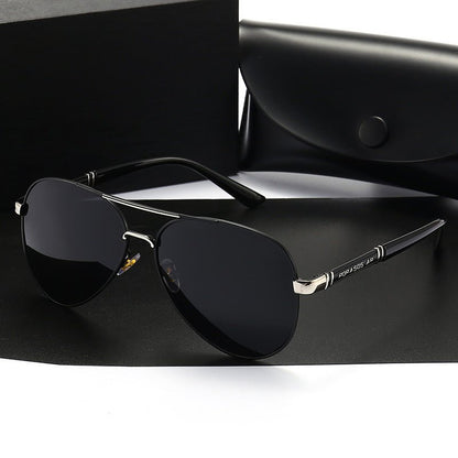 Polarized Sunglasses Men Color Changing Sunglasses – Minimal Elegance | The Simple Co – Practical cottage, minimalist style, quiet luxury aesthetic, modern essential – The Simple Co.