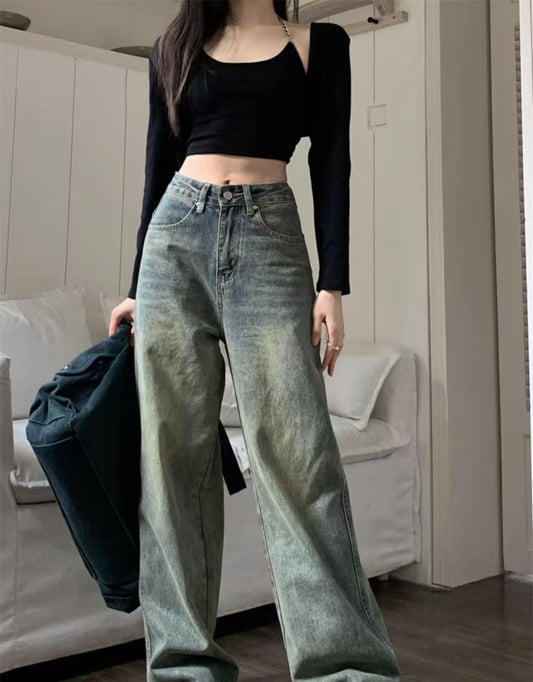 Retro Washed Jeans – Minimal Elegance | The Simple Co – Practical cottage, minimalist style, quiet luxury aesthetic, modern essential – The Simple Co.