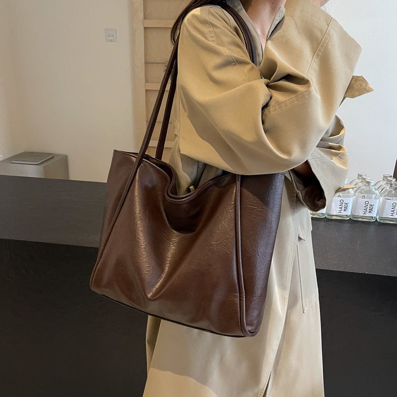 Soft Leather Shoulder Bag Large Capacity – Minimal Elegance | The Simple Co – Practical cottage, minimalist style, quiet luxury aesthetic, modern essential – The Simple Co.