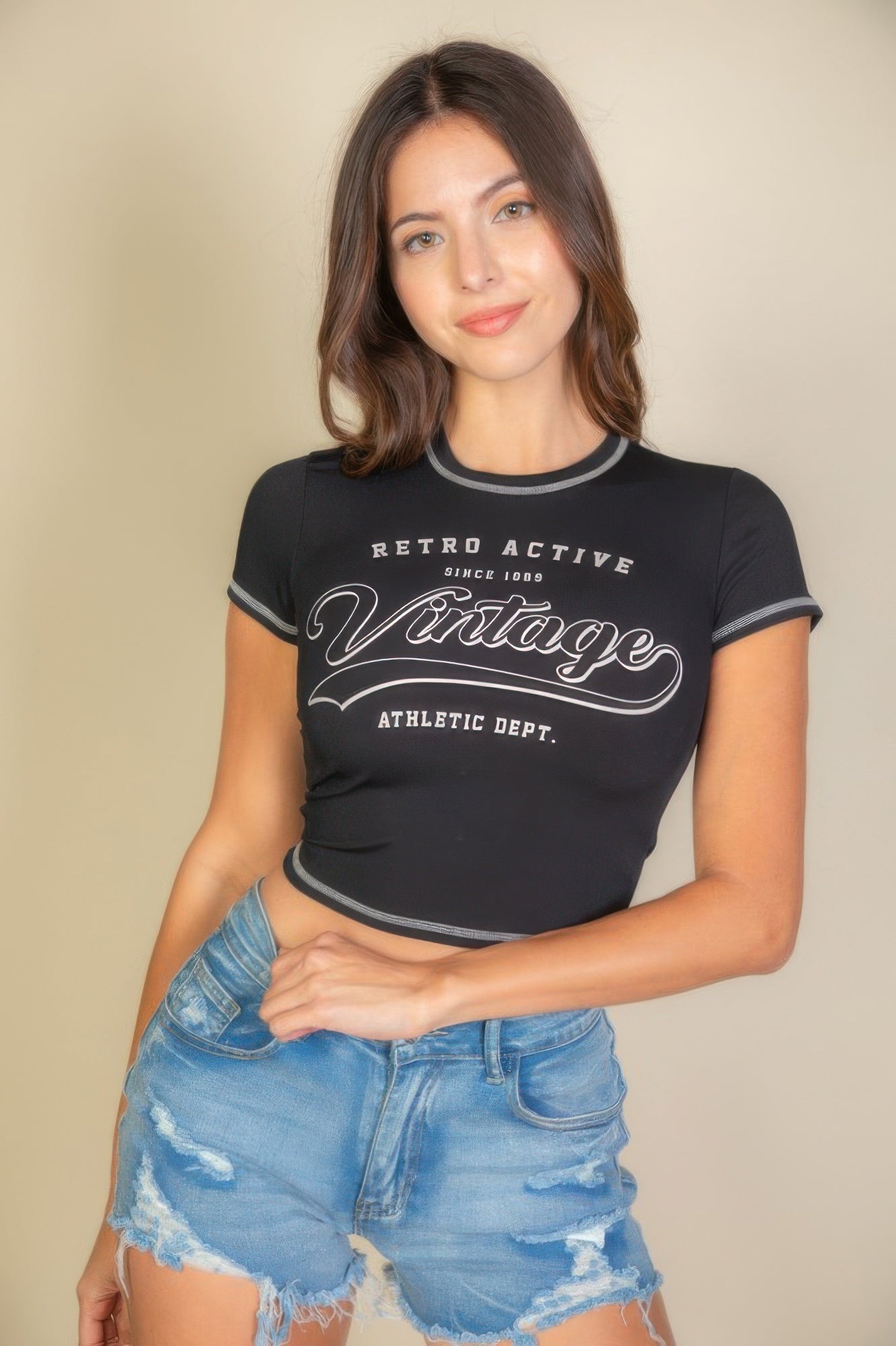 Vintage Cropped Graphic Tee – Tops, minimalist style, quiet luxury aesthetic, modern essential – The Simple Co.